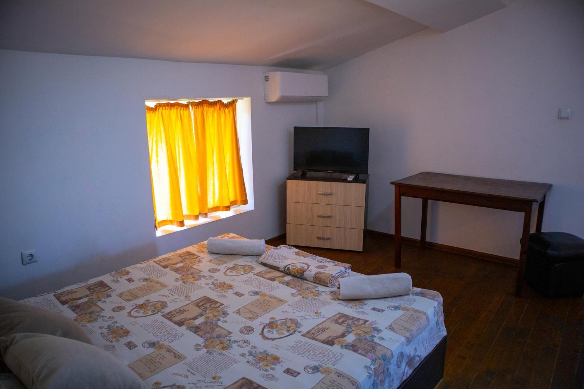Alpin Guest House Saparewa Banja Zewnętrze zdjęcie