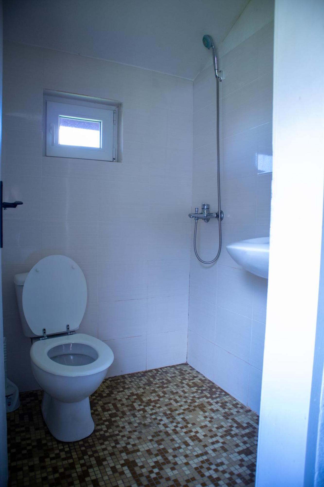 Alpin Guest House Saparewa Banja Zewnętrze zdjęcie