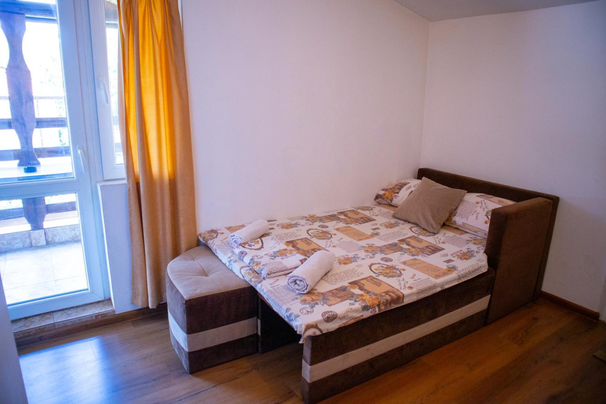 Alpin Guest House Saparewa Banja Zewnętrze zdjęcie